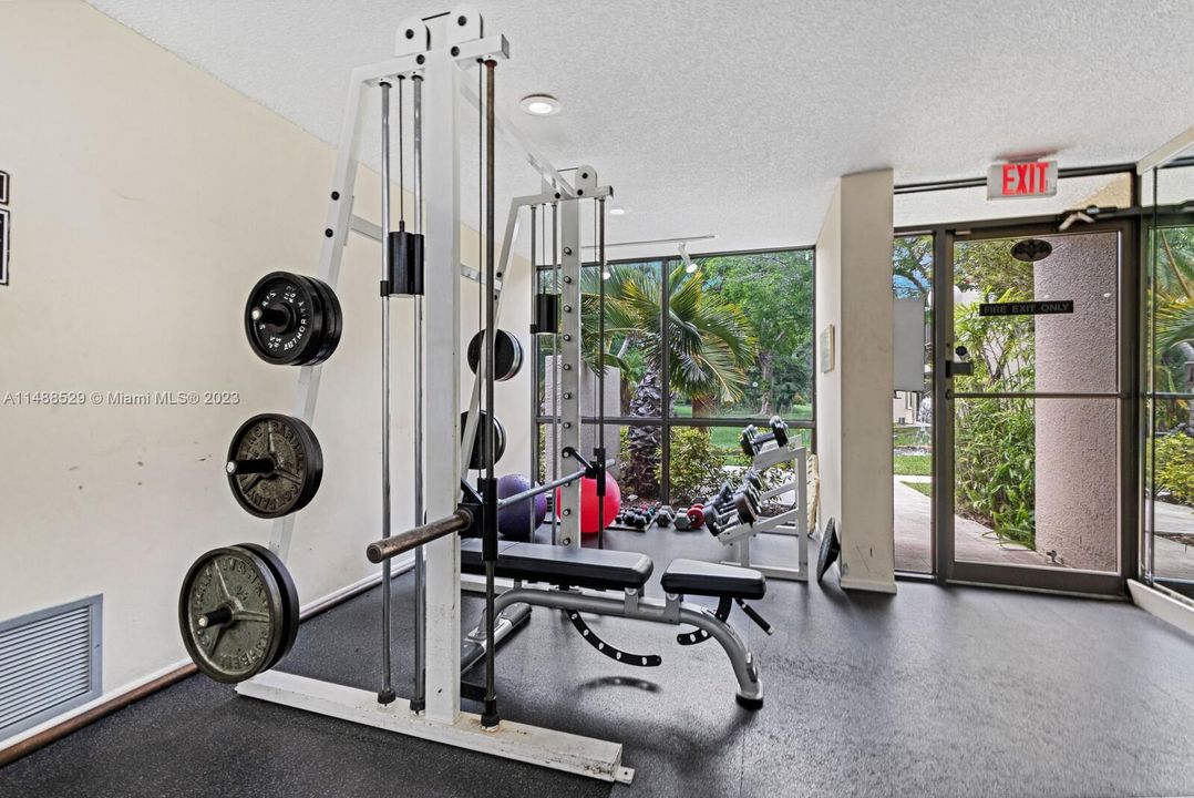 Recently Sold: $278,000 (2 beds, 2 baths, 1222 Square Feet)