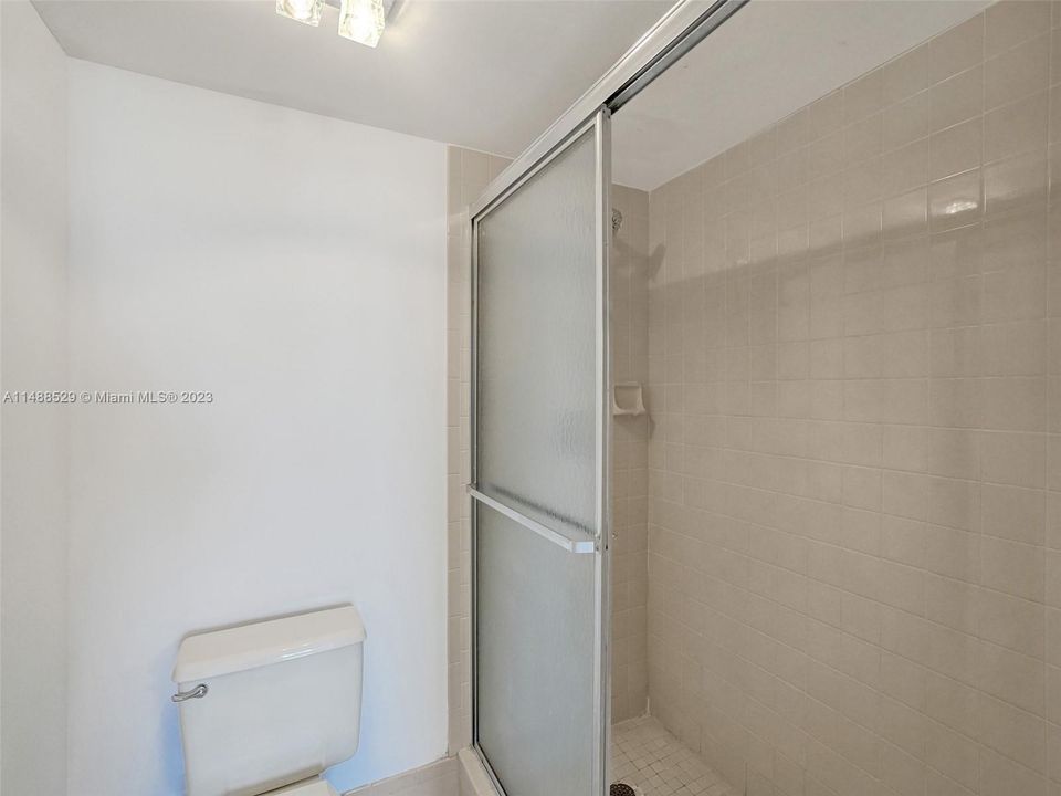 Recently Sold: $278,000 (2 beds, 2 baths, 1222 Square Feet)