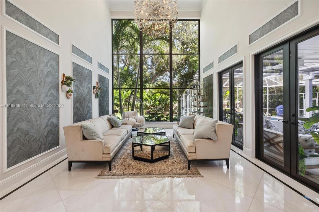 Recently Sold: $4,450,000 (5 beds, 4 baths, 3623 Square Feet)