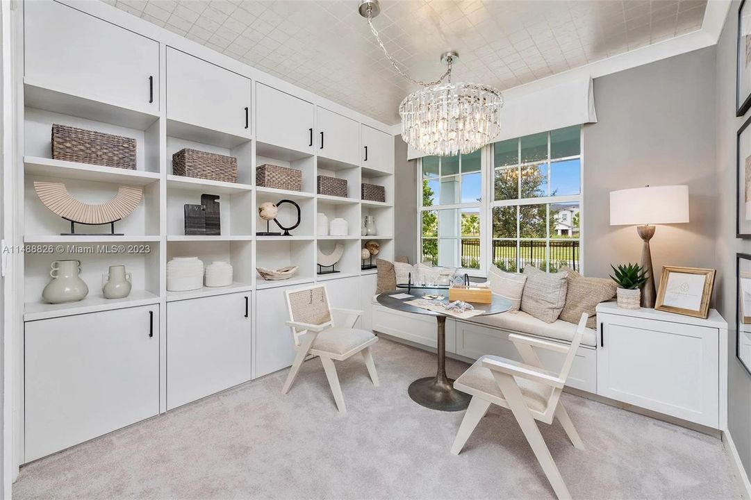 Vendido Recientemente: $874,900 (4 camas, 3 baños, 2546 Pies cuadrados)