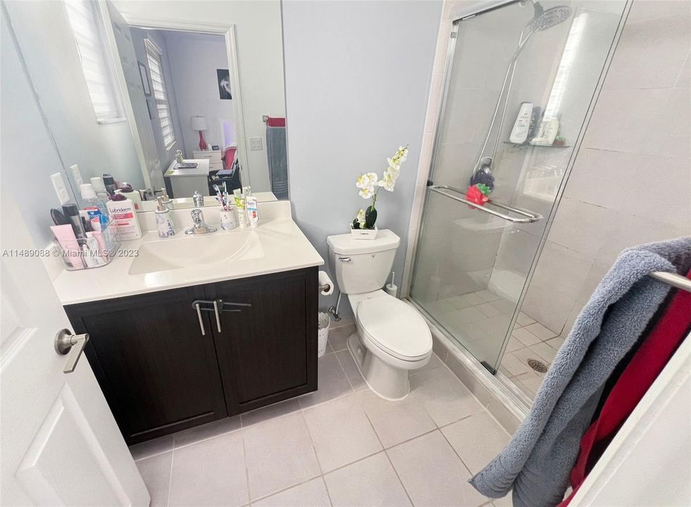 Recently Sold: $510,000 (3 beds, 2 baths, 1483 Square Feet)