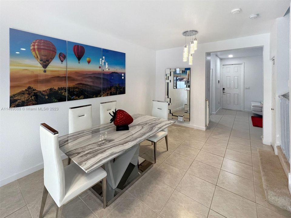 Recently Sold: $510,000 (3 beds, 2 baths, 1483 Square Feet)