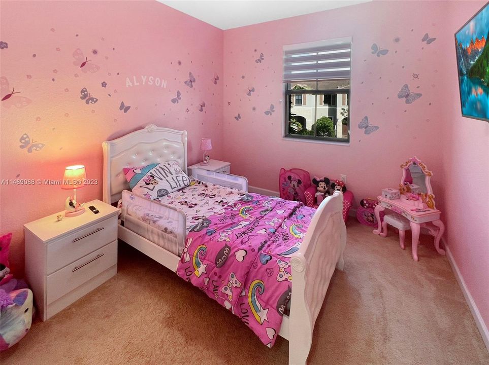 Recently Sold: $510,000 (3 beds, 2 baths, 1483 Square Feet)