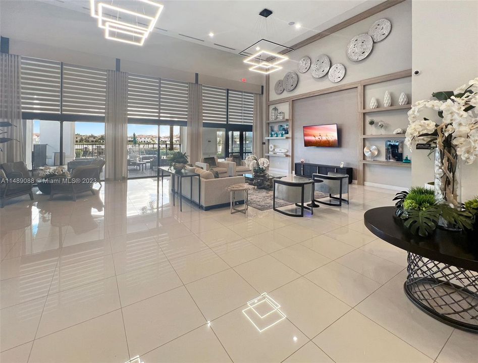 Recently Sold: $510,000 (3 beds, 2 baths, 1483 Square Feet)