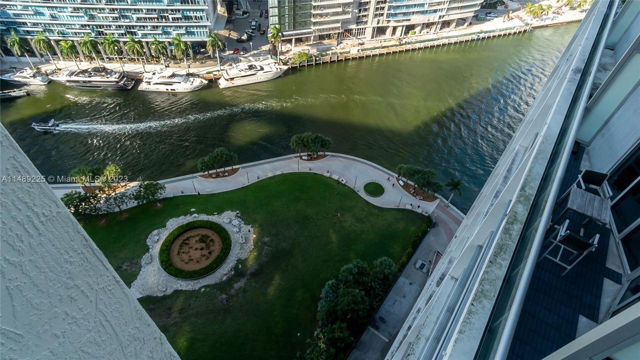 Недавно продано: $425,000 (0 спален, 1 ванн, 598 Квадратных фут)