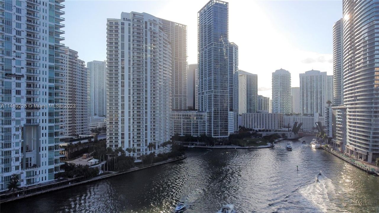 Недавно продано: $425,000 (0 спален, 1 ванн, 598 Квадратных фут)