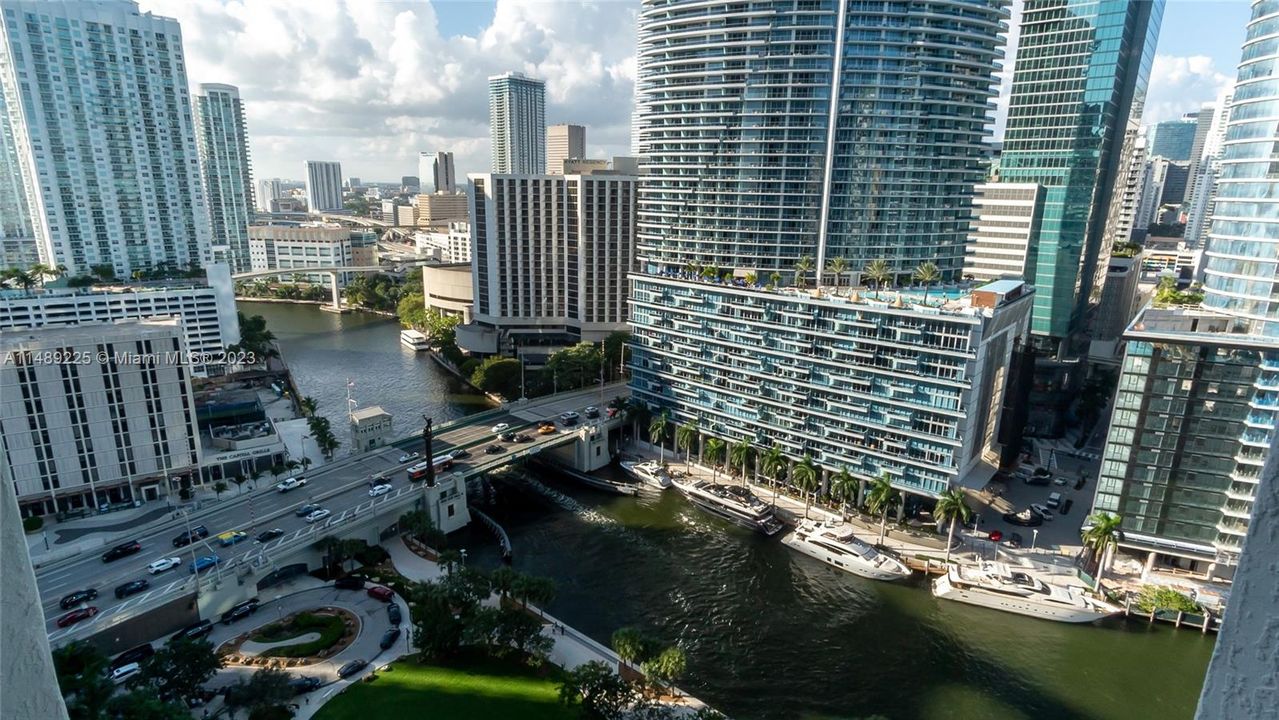 Недавно продано: $425,000 (0 спален, 1 ванн, 598 Квадратных фут)