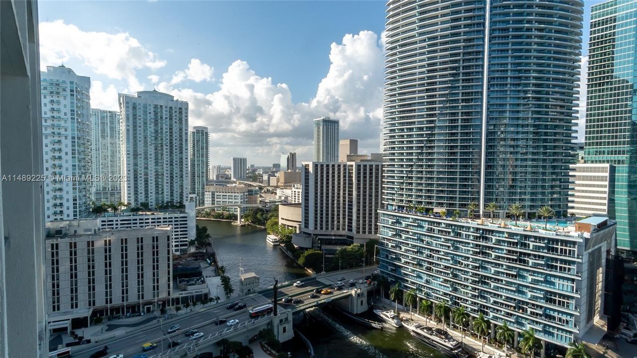 Недавно продано: $425,000 (0 спален, 1 ванн, 598 Квадратных фут)