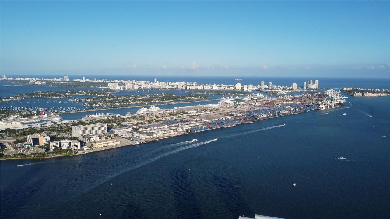 Недавно продано: $425,000 (0 спален, 1 ванн, 598 Квадратных фут)