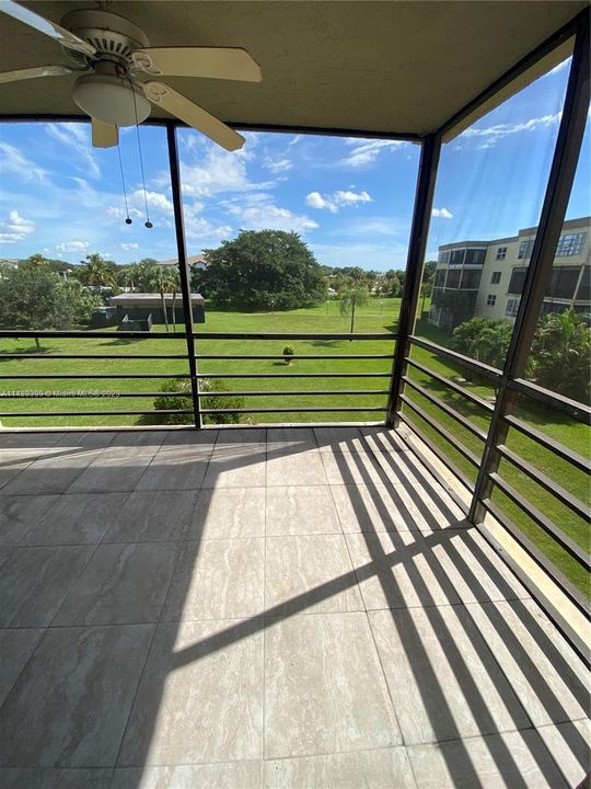 Recently Sold: $180,000 (1 beds, 1 baths, 688 Square Feet)