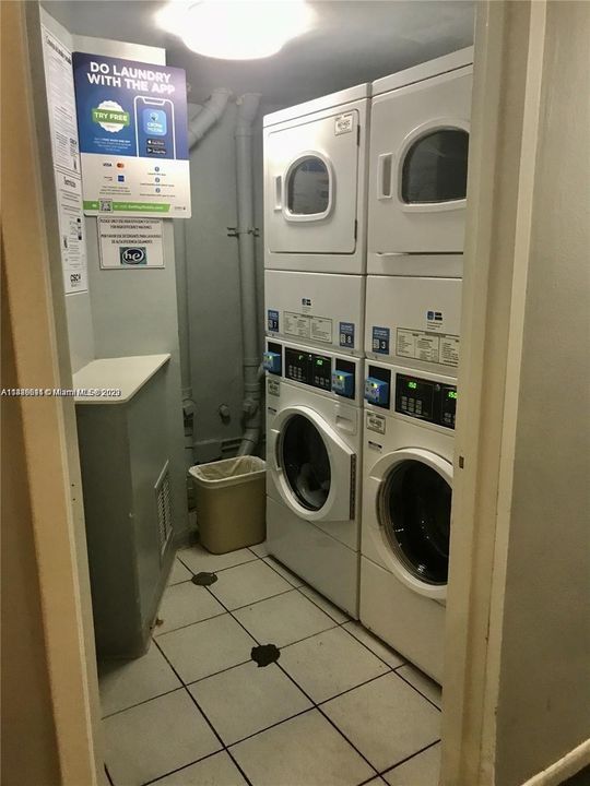 Recently Rented: $2,600 (2 beds, 2 baths, 1230 Square Feet)