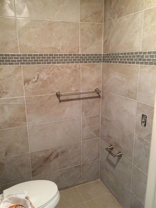 Vendido Recientemente: $229,000 (1 camas, 1 baños, 760 Pies cuadrados)