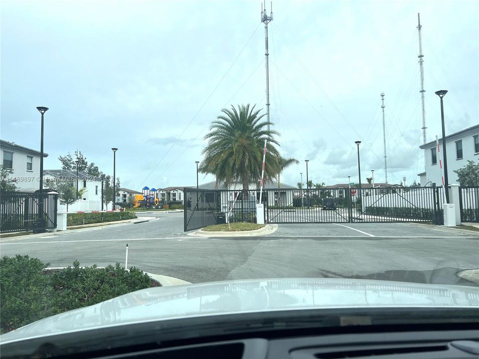 Недавно продано: $525,000 (3 спален, 2 ванн, 1344 Квадратных фут)