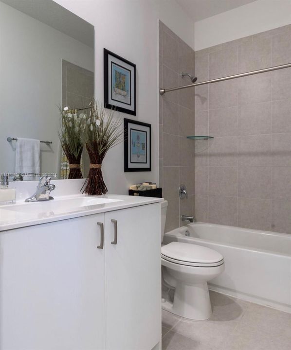 Недавно продано: $525,000 (3 спален, 2 ванн, 1344 Квадратных фут)