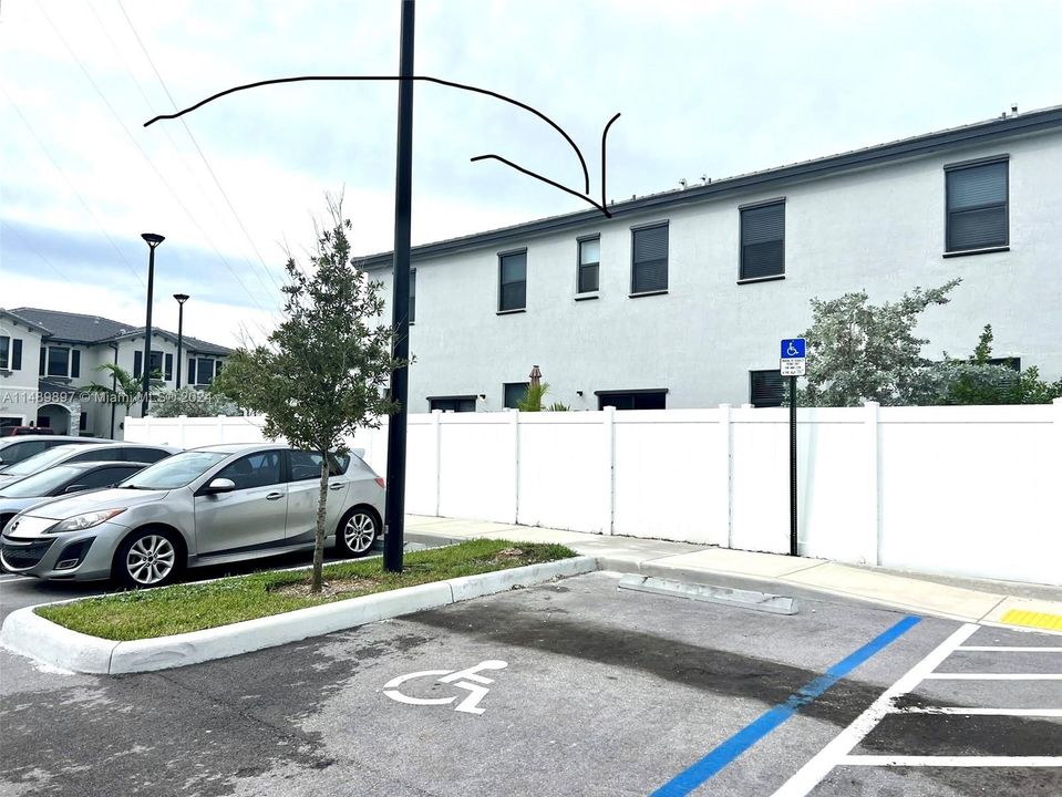 Недавно продано: $525,000 (3 спален, 2 ванн, 1344 Квадратных фут)