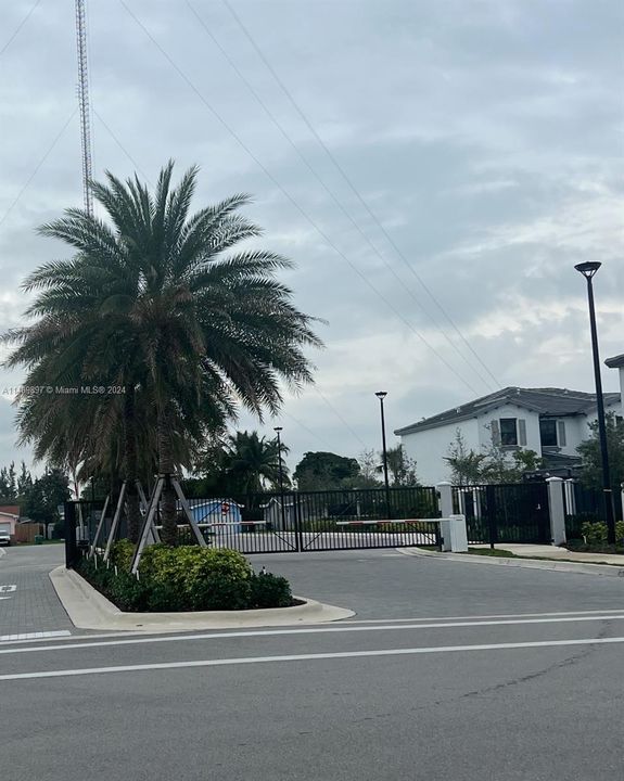 Недавно продано: $525,000 (3 спален, 2 ванн, 1344 Квадратных фут)