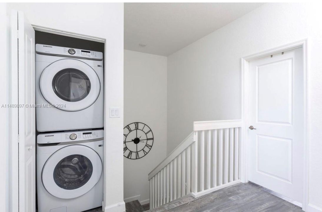 Недавно продано: $525,000 (3 спален, 2 ванн, 1344 Квадратных фут)