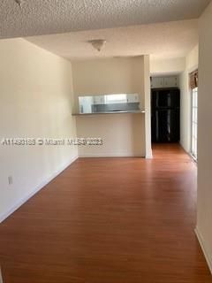 For Sale: $480,000 (2 beds, 2 baths, 950 Square Feet)