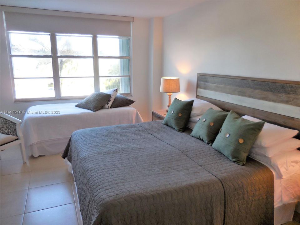 В аренду: $5,300 (2 спален, 2 ванн, 1030 Квадратных фут)