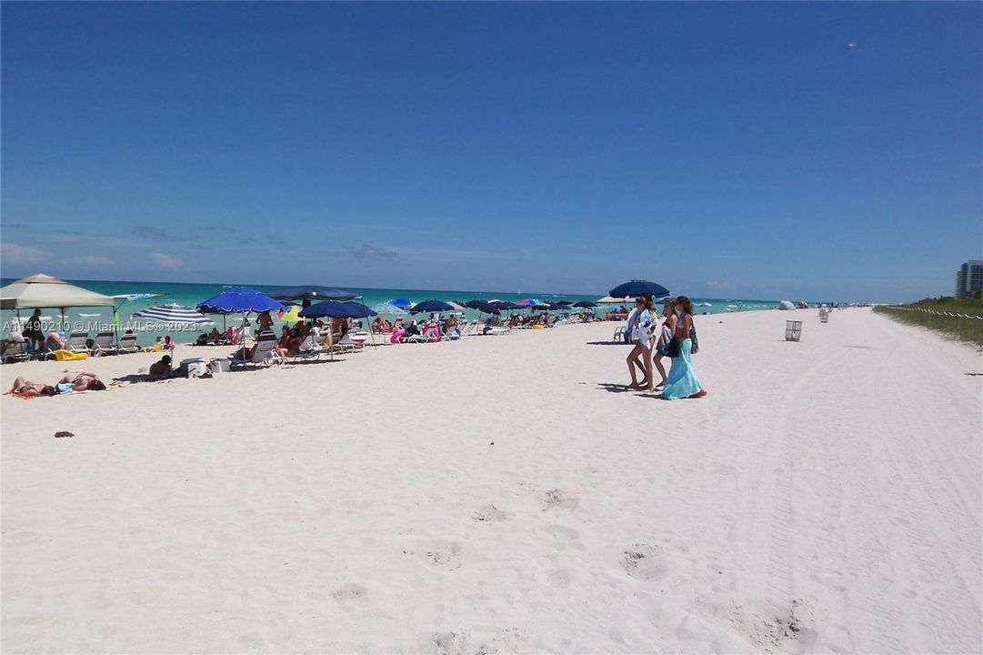 В аренду: $5,300 (2 спален, 2 ванн, 1030 Квадратных фут)