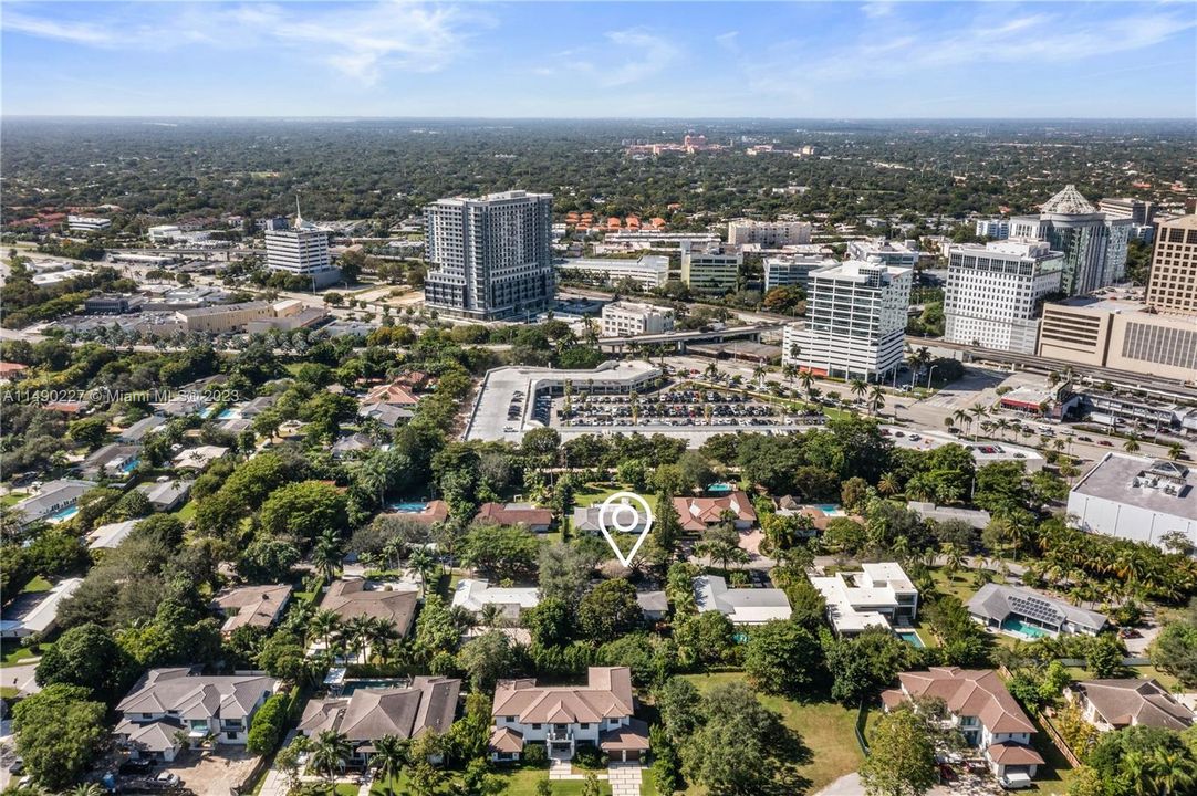 Recently Sold: $1,275,000 (4 beds, 3 baths, 2576 Square Feet)