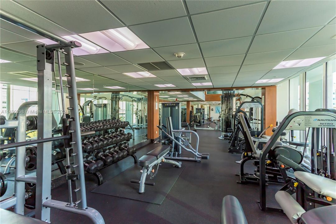 Недавно продано: $435,000 (1 спален, 1 ванн, 775 Квадратных фут)