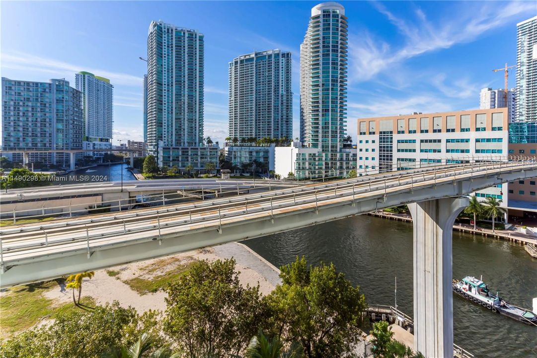 Недавно продано: $435,000 (1 спален, 1 ванн, 775 Квадратных фут)