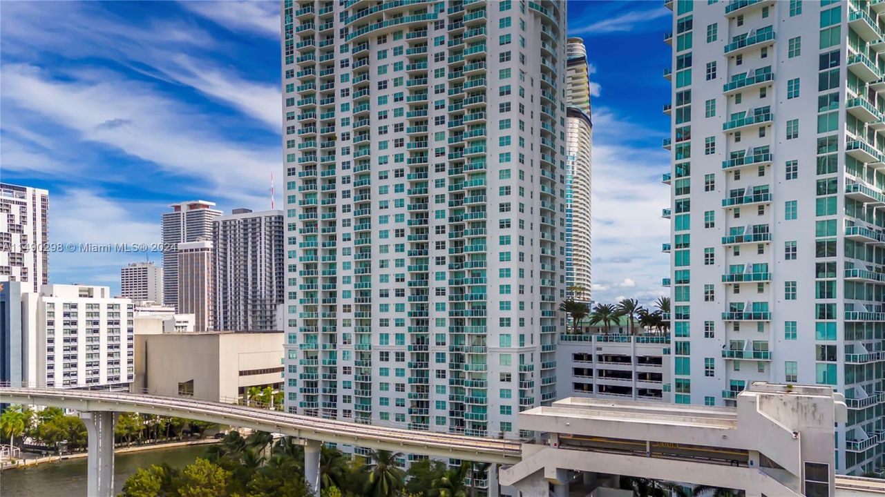 Недавно продано: $435,000 (1 спален, 1 ванн, 775 Квадратных фут)