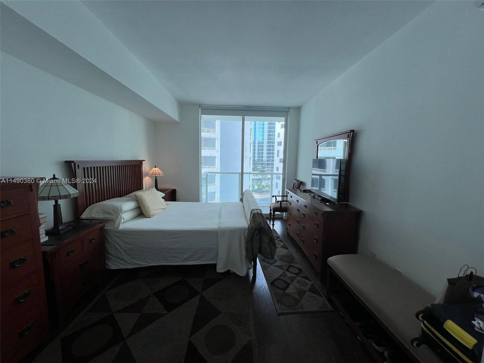 En Venta: $499,900 (1 camas, 1 baños, 856 Pies cuadrados)