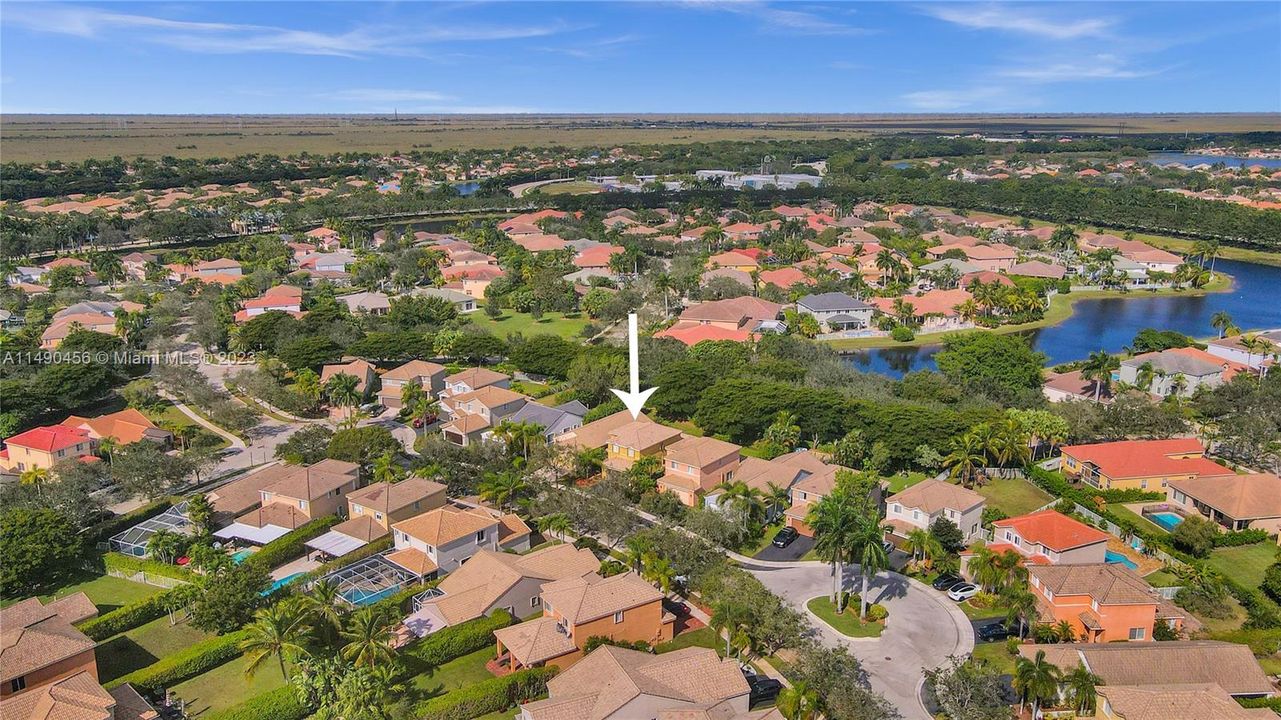 Recently Sold: $827,000 (4 beds, 2 baths, 1802 Square Feet)