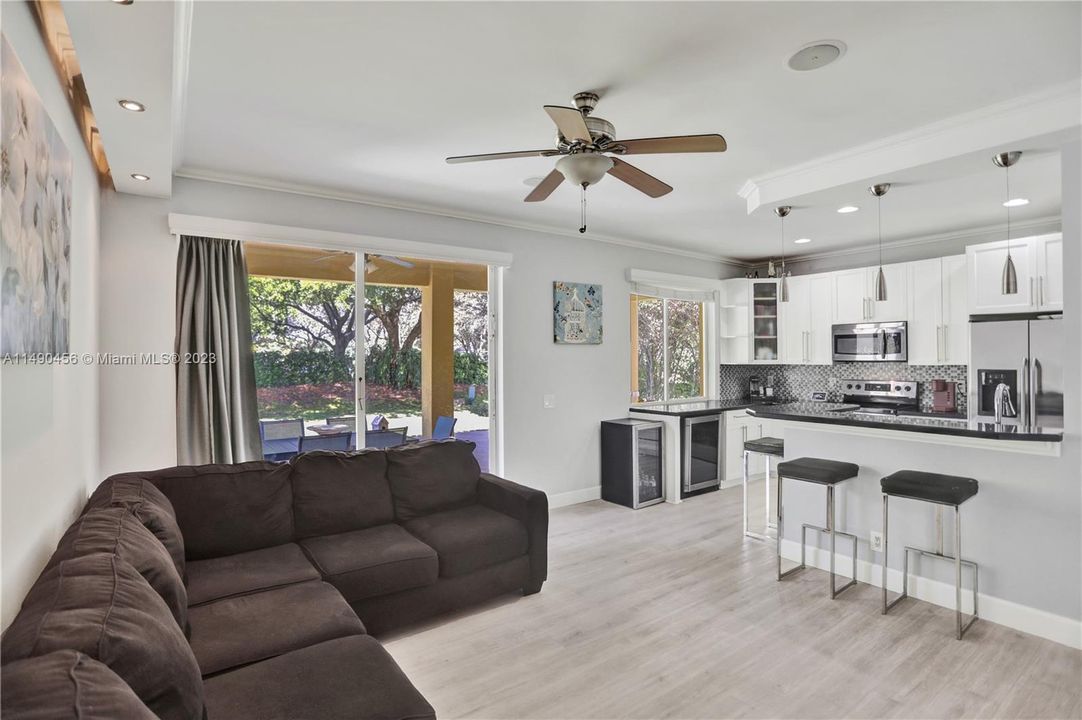 Recently Sold: $827,000 (4 beds, 2 baths, 1802 Square Feet)