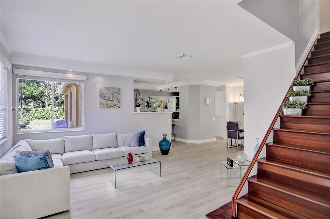 Recently Sold: $827,000 (4 beds, 2 baths, 1802 Square Feet)