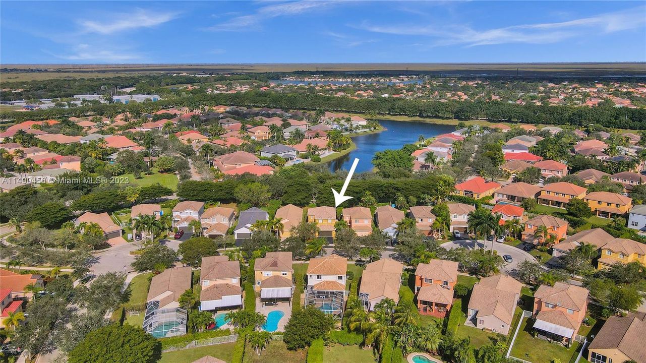 Recently Sold: $827,000 (4 beds, 2 baths, 1802 Square Feet)