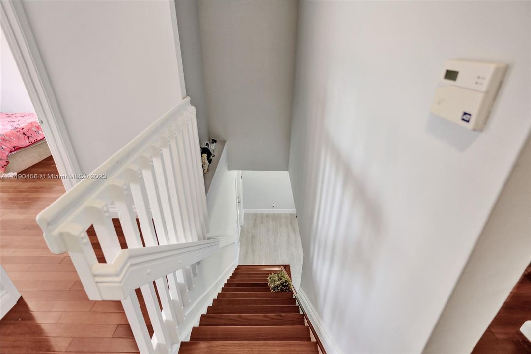 Recently Sold: $827,000 (4 beds, 2 baths, 1802 Square Feet)