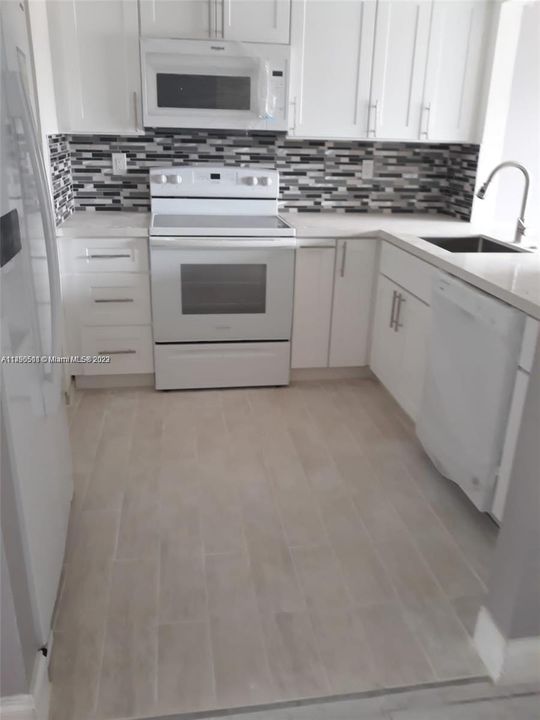 Recently Rented: $2,900 (3 beds, 2 baths, 1674 Square Feet)