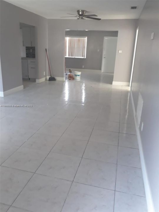 Recently Rented: $2,900 (3 beds, 2 baths, 1674 Square Feet)