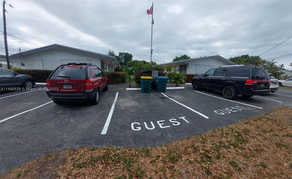 Recently Sold: $149,000 (1 beds, 1 baths, 650 Square Feet)