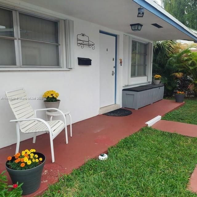 Recently Sold: $149,000 (1 beds, 1 baths, 650 Square Feet)