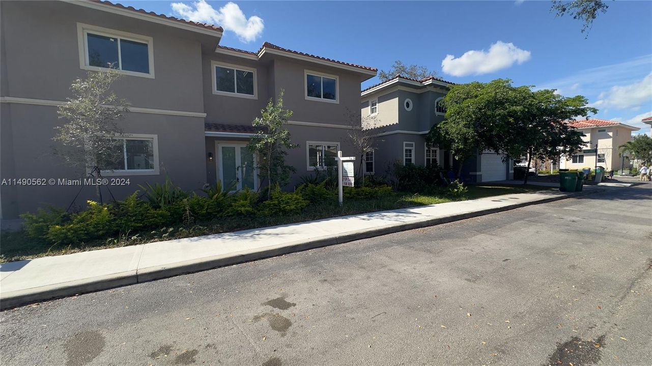 待售: $2,100,000 (5 贝兹, 4 浴室, 0 平方英尺)