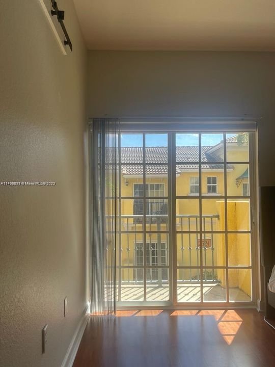 最近售出: $458,000 (3 贝兹, 3 浴室, 1455 平方英尺)