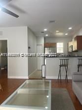 最近售出: $458,000 (3 贝兹, 3 浴室, 1455 平方英尺)