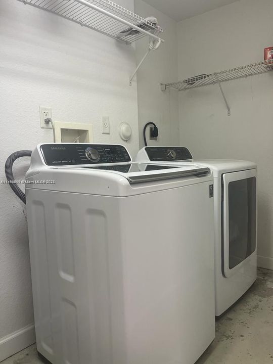 最近售出: $458,000 (3 贝兹, 3 浴室, 1455 平方英尺)