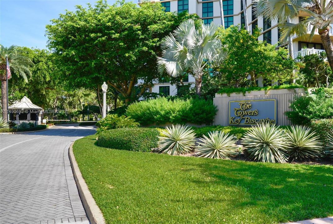 Vendido Recientemente: $1,270,000 (2 camas, 2 baños, 1409 Pies cuadrados)