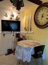 Vendido Recientemente: $209,000 (2 camas, 1 baños, 739 Pies cuadrados)