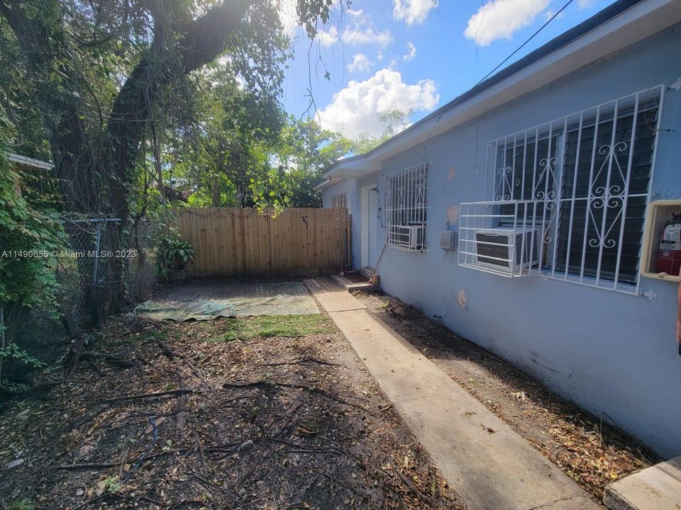 Recently Sold: $470,000 (0 beds, 0 baths, 1378 Square Feet)