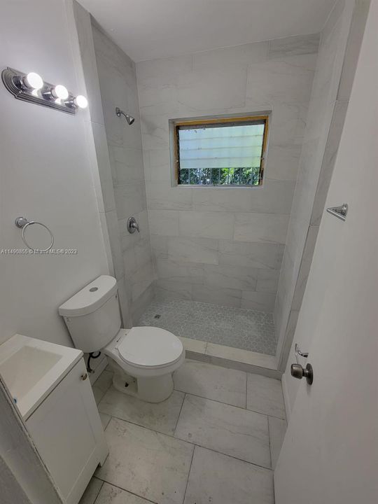 Recently Sold: $470,000 (0 beds, 0 baths, 1378 Square Feet)