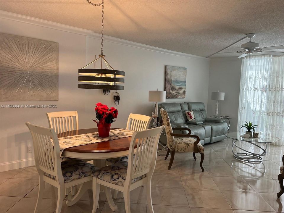 Recently Sold: $253,900 (2 beds, 2 baths, 1144 Square Feet)