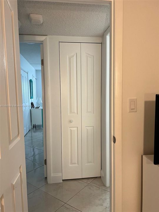 Recently Sold: $253,900 (2 beds, 2 baths, 1144 Square Feet)