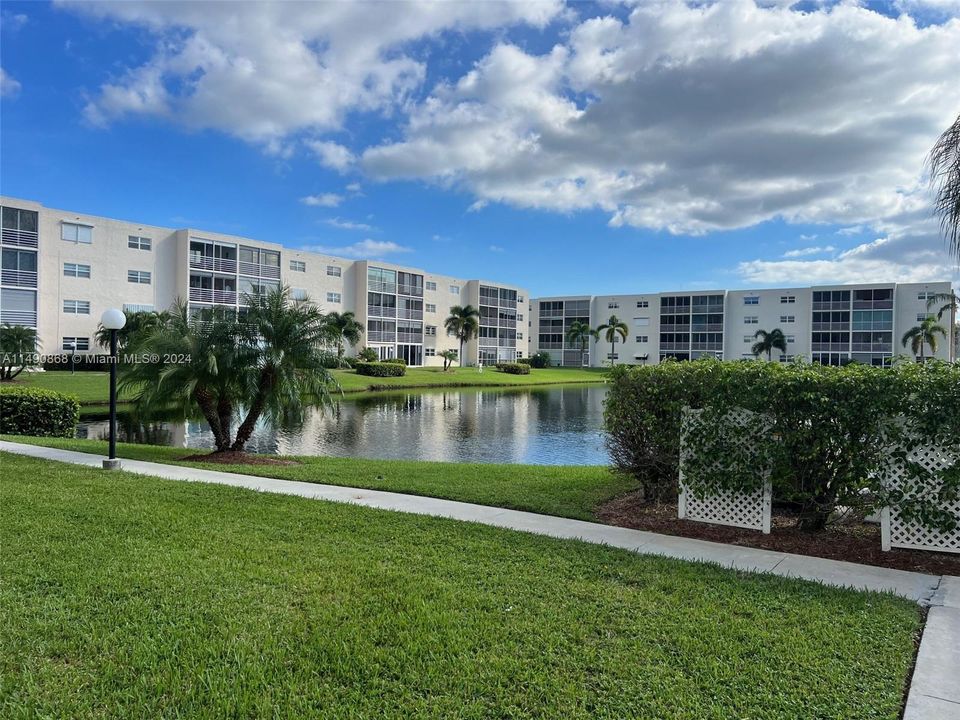 Recently Sold: $253,900 (2 beds, 2 baths, 1144 Square Feet)