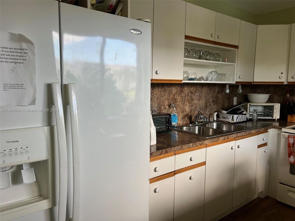 Recently Sold: $253,900 (2 beds, 2 baths, 1144 Square Feet)